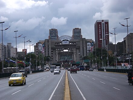 Avenida Bolívar in Caracas