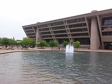 A photograph of the Dallas City Hall