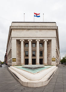 Banco Nacional, Zagreb, Croacia, 2014-04-20, DD 01.JPG