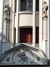 Representations on facade's corner