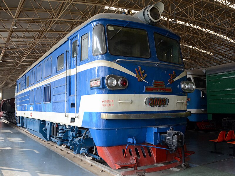 File:Beijing 3003 locomotive 20111007.jpg