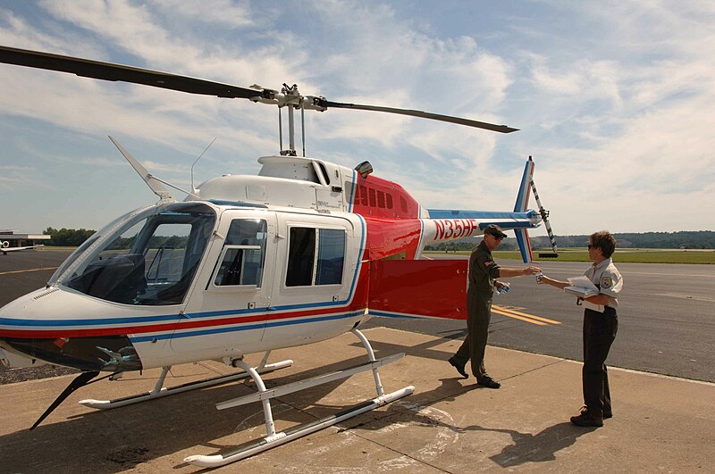 File:Bell 206 091.jpg