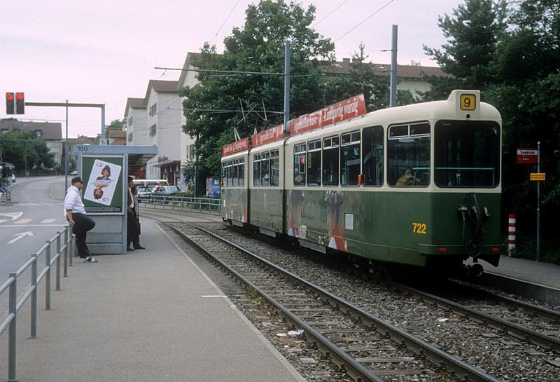 File:Bern-svb-tram-9-swsbbcsaas-be-756777.jpg