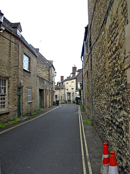 File:Brown's Lane, Woodstock - geograph.org.uk - 2451679.jpg