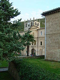 Fachada principal del Monasterio de Bugedo