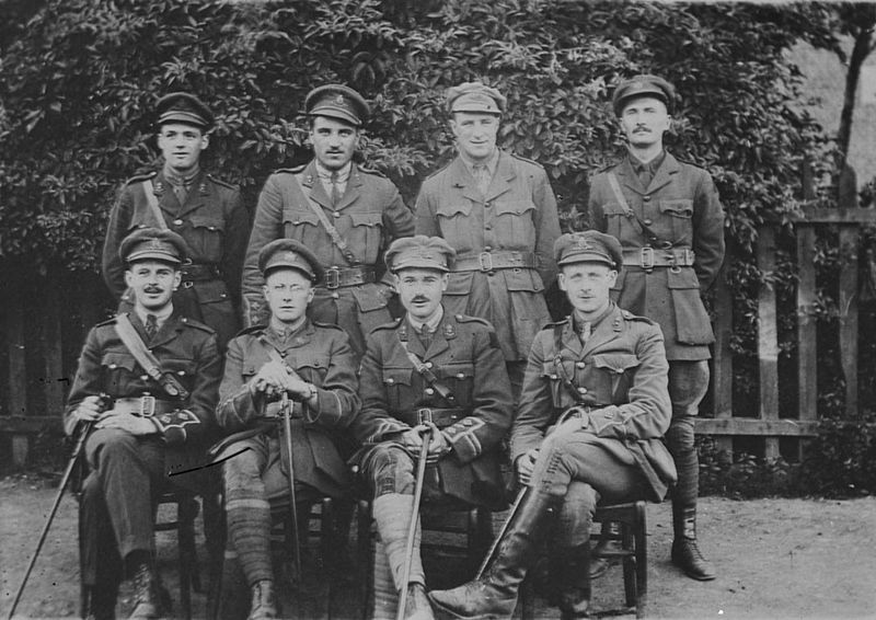 File:Canadian trench mortar officers in France WWI LAC 3522765.jpg