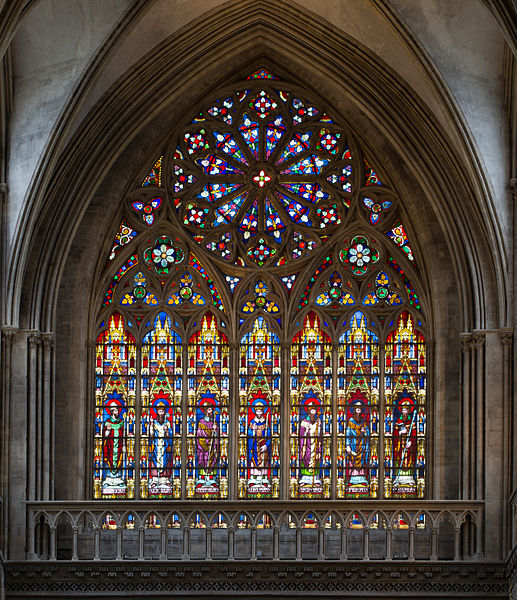 File:Cathédrale de Bayeux - verrière Nord du transept.jpg