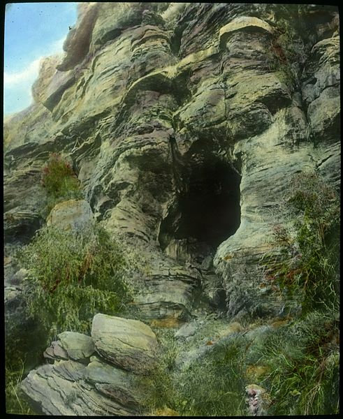 File:Cave prison - taken on a survey trip undertaken in 1927 by Rev. J.A. Barber and Dr. George Simpson for the Flying Doctor Scheme (9781159174).jpg