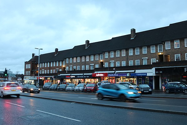 Hook Road, Chessington