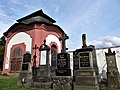 Hřbitovní kaple a starý německý hřbitov u kostela