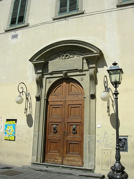 File:Conservatorio luigi cherubini, portale.JPG