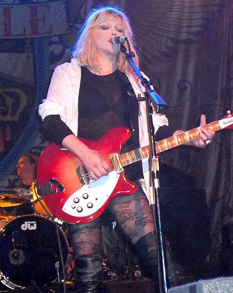 File:Courtney Love Hole (4753213228) (cropped).jpg