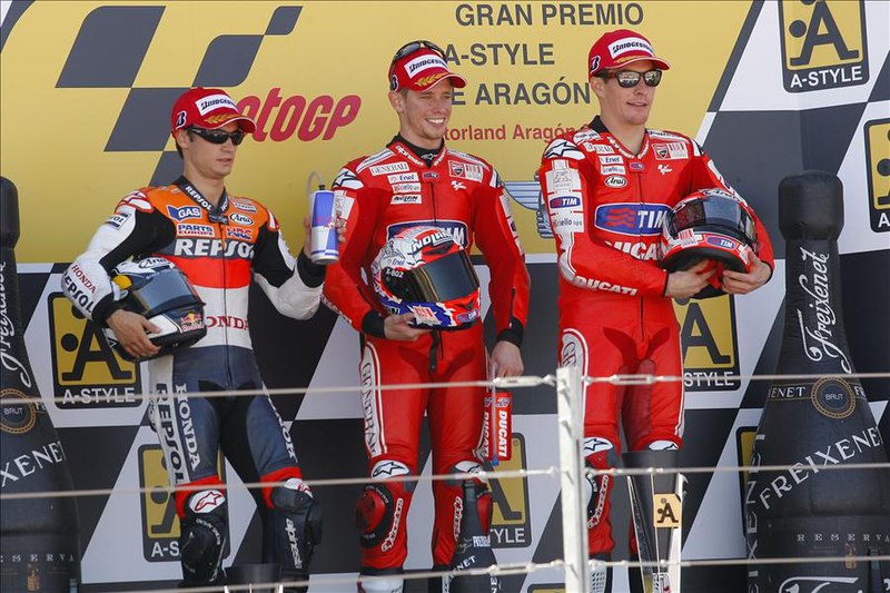 File:Dani Pedrosa, Casey Stoner and Nicky Hayden 2010 Aragón.jpg