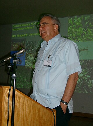 <span class="mw-page-title-main">Daniel Simberloff</span> American ecologist and professor