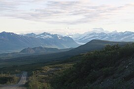 Denali jalan Raya dan Mt Hayes.JPG