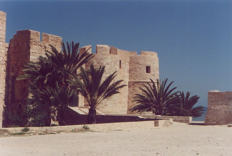 File:Djerba Fort.jpg