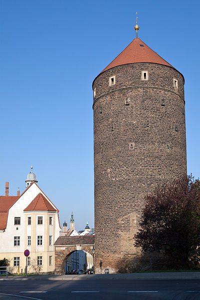 File:Donatsturm Freiberg.jpg