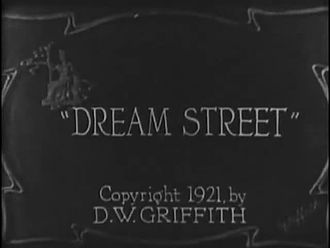 Archivo: Dream Street (película, 1921) .webm