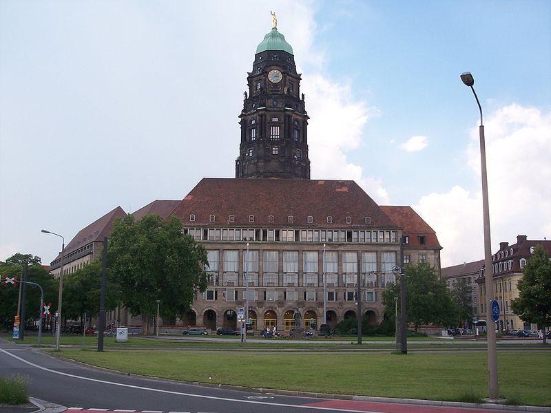 File:Dresden Rathaus 2.jpg