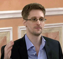 Edward Snowden 2013-10-9 (2) (kırpılmış) .jpg