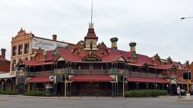 File:Exchange Hotel, Kalgoorlie, 2016.jpg