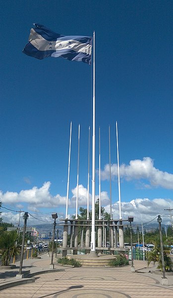 Image: Flag of Honduras at Flags Plaza Tegucigalpa