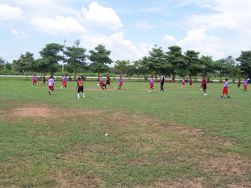 File:Football playing 2.jpg