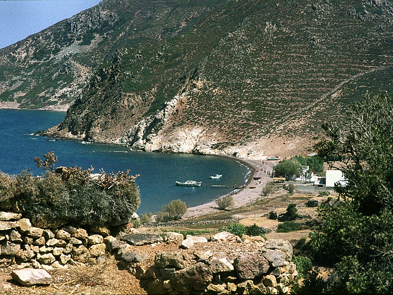 File:G126 Lambi, Patmos, Aug 1977 (51901294436).jpg