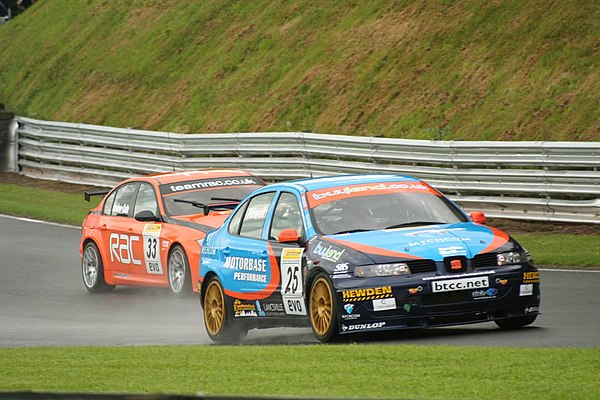 Howell driving the Motorbase Performance-run SEAT Toledo at the Oulton Park round of the 2007 British Touring Car Championship.