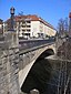 Die Gerabrücke an der Karlstraße (in Blickrichtung die Kreuzung Papiermühlenweg / Nettelbeckufer) in Erfurt.