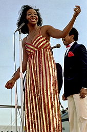 Knight and the Pips perform aboard the aircraft carrier USS Ranger in November 1981 Gladys Knight aboard USS Ranger (CV-61), 1981.JPEG