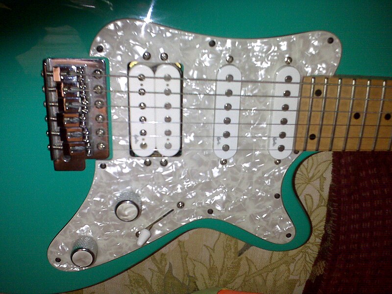 File:Godin SD Guitar Pick Guard and Pickups.jpg