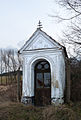 Čeština: Kaplička ve vsi Habří, okres České Budějovice. English: Wayside shrine in the village of Habří, České Budějovice District, South Bohemia, Czech Republic.