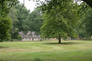 <span class="mw-page-title-main">Headley Grange</span> Grade II listed building in Hampshire, England