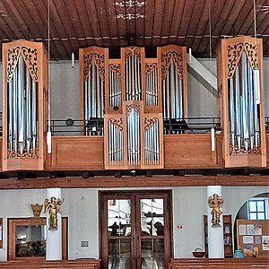 Heufeld, St. Korbinian (Schingnitz-Orgel) (1).jpg