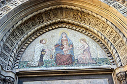 Chiesa del Carmine, Milan. Simon Stock and an angel. IMG 3918 - Milano - Chiesa del Carmine - Dettaglio dl portale - Foto Giovanni Dall'Orto 19-jan 2007.jpg