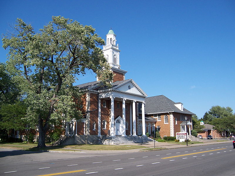 File:Irondequoit Church of Christ southwest view.jpg