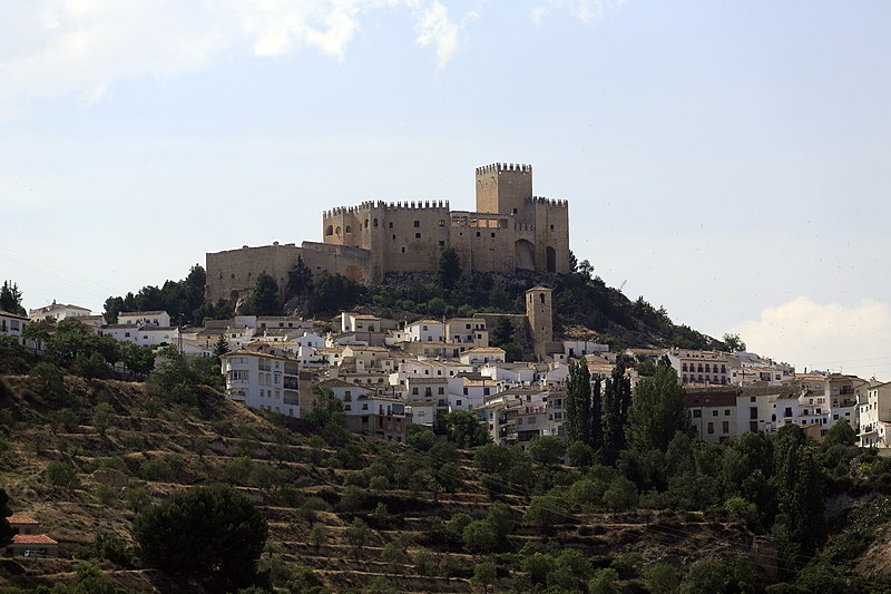 File:J23 420 castillo Marqués de los Vélez.jpg