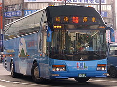 Sebuah bus Fuso RM dioperasikan oleh Kamalan Bus Inc. di Taiwan
