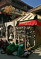 Kathmandu-Durbar Square-58-Schrein mit Glocken-2007-gje.jpg