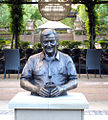 Life-size bronze statue of William Roche outside Hunter Valley Gardens by sculptor Linda Klarfeld
