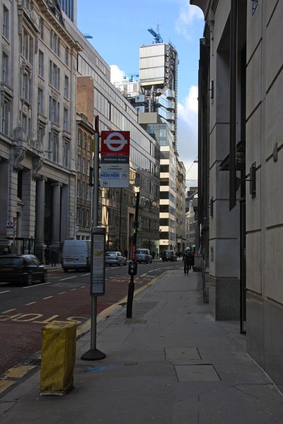 File:Leadenhall Street - geograph.org.uk - 1164868.jpg