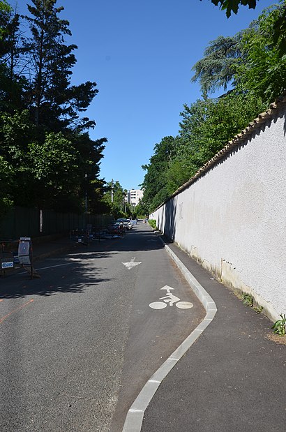 Comment aller à Rue De L'Abbé Papon en transport en commun - A propos de cet endroit