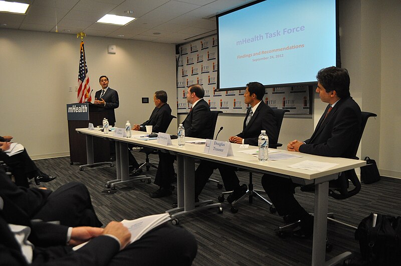 File:MHealth Task Force Findings and Recommendations Event - DSC 0665 (8030779952).jpg