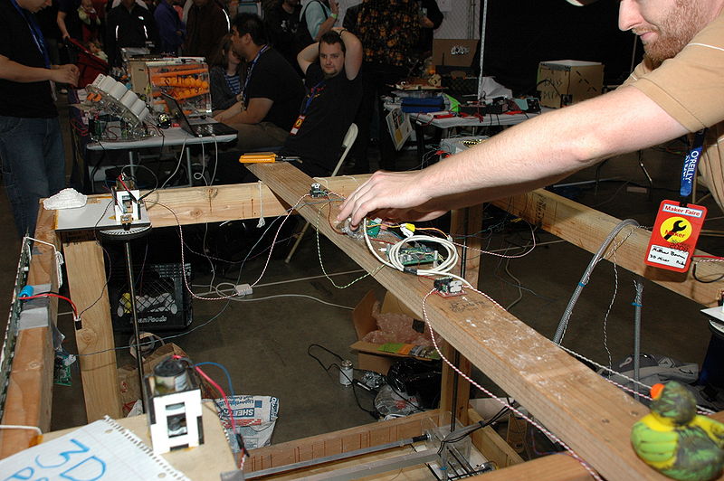 File:Maker Faire 2008 San Mateo 226.JPG