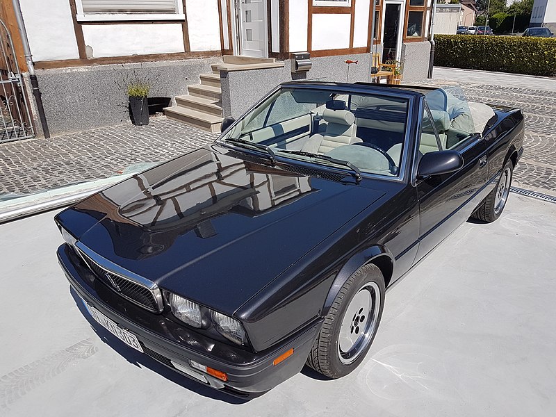 File:Maserati Biturbo Spyder offen.jpg