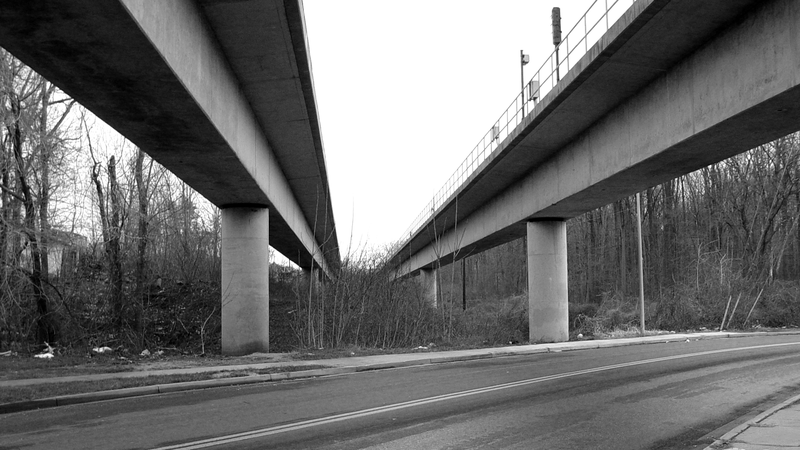 File:Metro tracks over Cabin Branch Road (50056422207).png