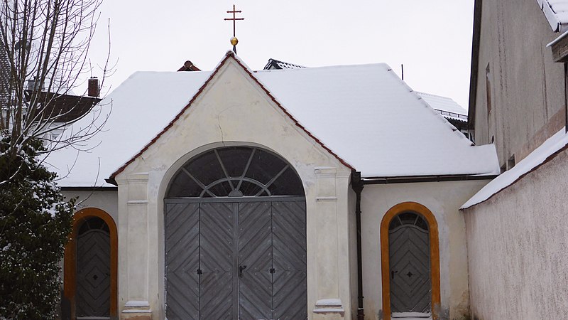 File:Michelfeld (Katholische Friedhofskirche St. Leonhard-4).jpg