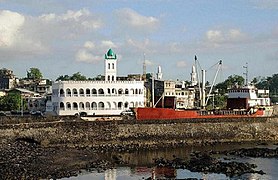 Moroni Capital of Comores Photo by Sascha Grabow.jpg
