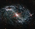NGC 7496 par l'instrument MIRI du télescope spatial James Webb.